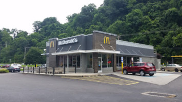 Mcdonald's outside