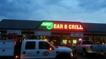 Matties Taphouse And Grill outside