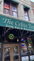 The Celtic Fox food