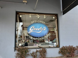 Goody's Soda Fountain Candy outside