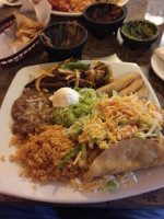 Mi Casa Mexicana food