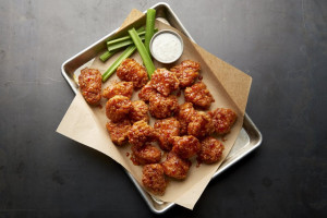 Buffalo Wild Wings food