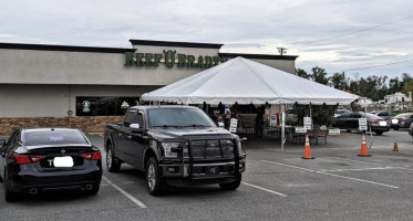 Beef 'o ' Brady 's outside