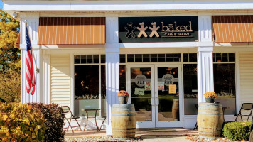 Bāked Cafe Bakery outside