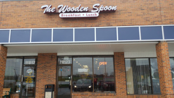 The Wooden Spoon outside