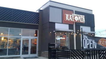 Blaze Pizza inside