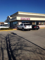 Braum's Ice Cream Dairy Store In Spr outside