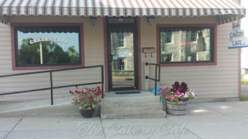 The Cakery Cafe, Llc outside