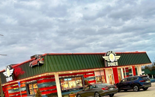 Juke Box Diner Manassas outside