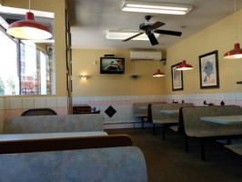 Northboro House Of Pizza inside