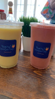 Peachy's Smoothie Cafe food