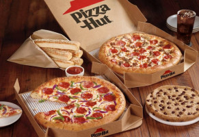 Pizza Hut food