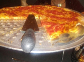 Denino's Pizza Place food