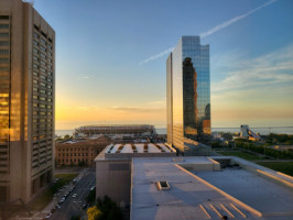 Cleveland Marriott Downtown At Key Center outside