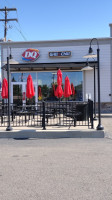 Dairy Queen Grill Chill outside