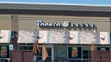 Panera Bread outside