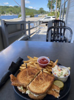 Dockside food