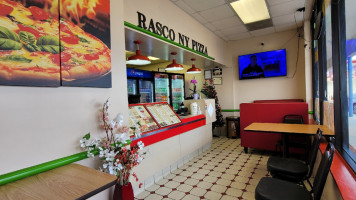 Rasco Pizza inside