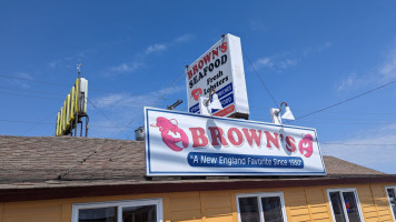 Brown's Lobster Pound food