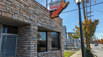 Pleasant Ridge Chili outside