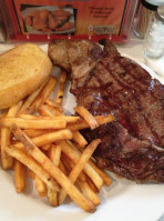 Regs Steak House food