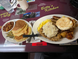 Betty's Kitchen food