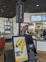 Taco Bell inside