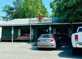 Harvest Moon Lowcountry Grille outside