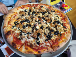 Oliveri's Pizzeria food