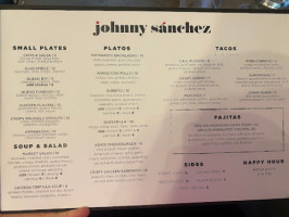 Johnny Sánchez inside