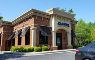 Zaxby's Chicken Fingers Buffalo Wings outside