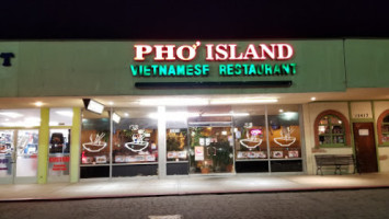 Pho Island In Ch food