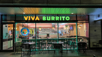 Viva Burrito food