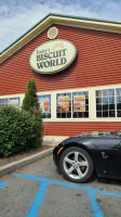 Tudor's Biscuit World outside