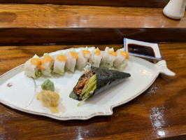 Yama Sushi food