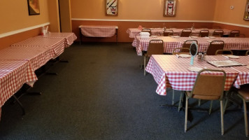 Aurelio's Pizza Of Laporte inside