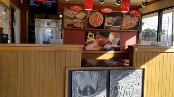 Pizza Hut inside