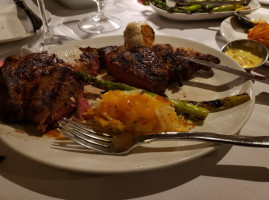 Giannis Steakhouse food