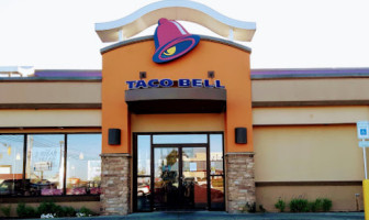 Taco Bell outside