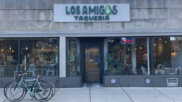 Los Amigos Taqueria outside