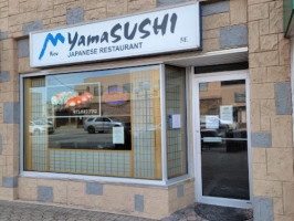 Yama Sushi outside