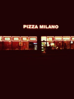 Pizza Milano food