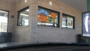 Sonic Drive-in inside