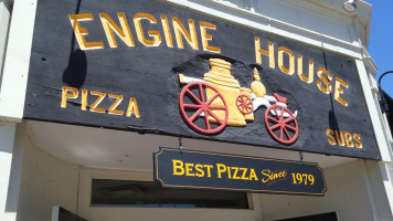 Engine House Pizza food