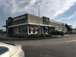 Mcdonald's outside