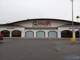 Vallarta Supermarkets outside