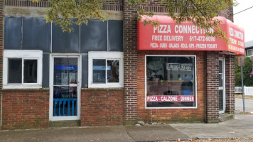 Pizza Connection outside