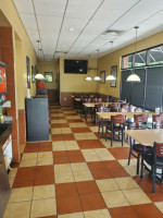 Imo's Pizza inside