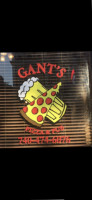 Gant's Pizza Pub inside