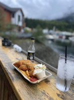 Alaska Fish House food